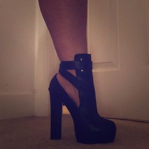 Sexy Black Booties